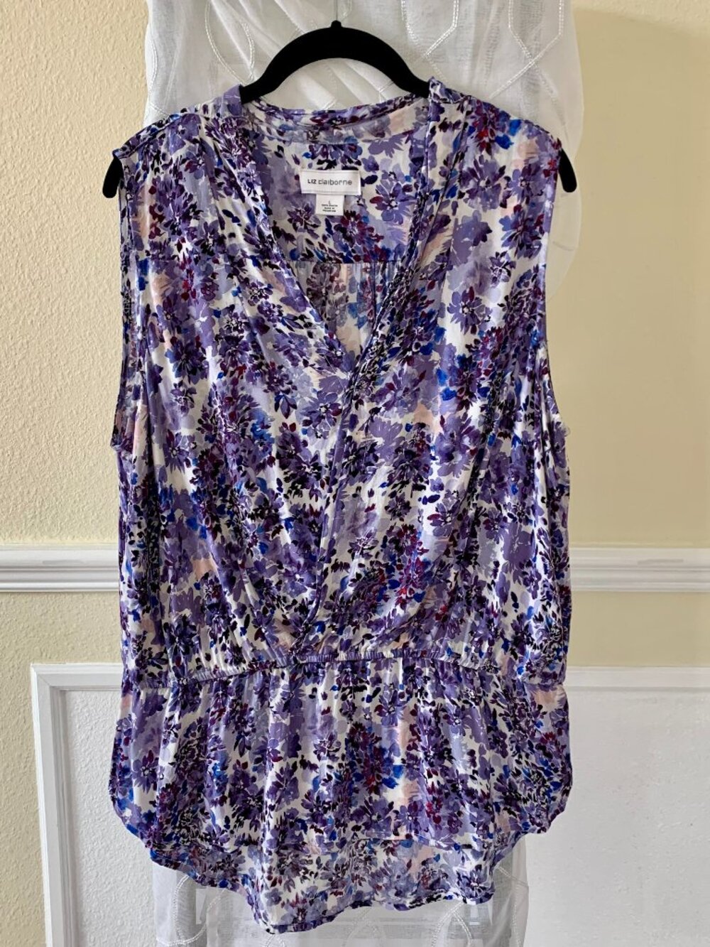 Liz Claiborne Floral Sleeveless Peplum V-Neck Blouse Size Large
